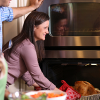 What Are Some Thanksgiving Safety Tips?